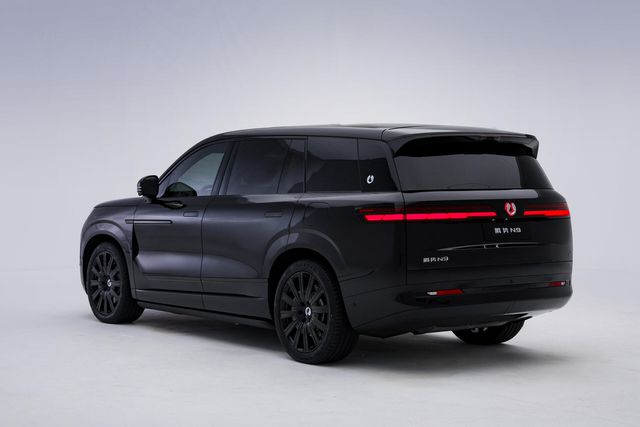 「技术鱼池」放大招！杀入中大型 SUV 市场爱游戏ayx网站3898 万起！腾势 N9(图16)