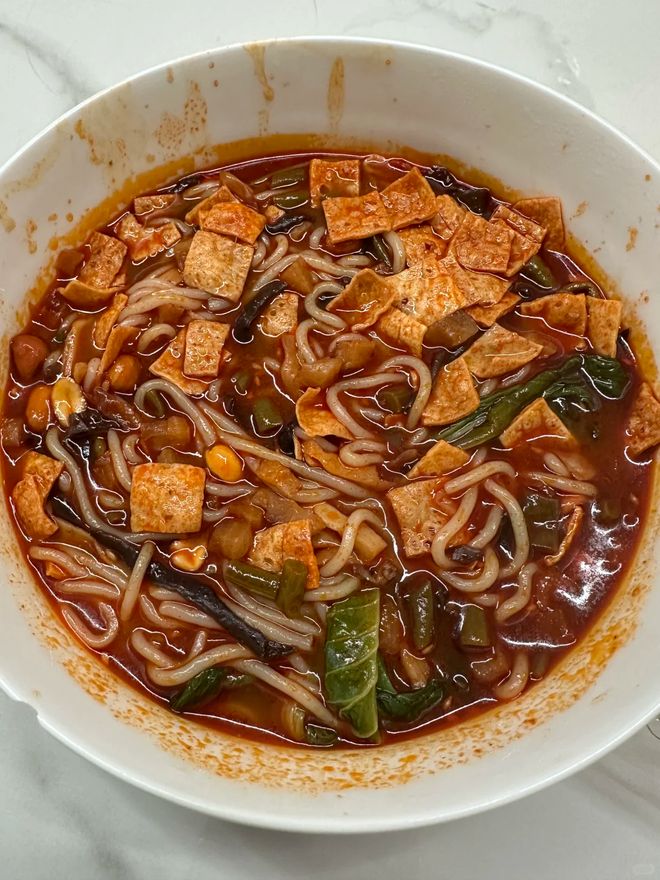 慧”！感觉离谱却解决不少生活痛点爱游戏app看了年轻人的“生活智(图25)